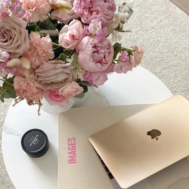 VIEW JAIL escape plan ⚠️🧚🏼‍♀️: step-by-step on how to *exactly* to get out of the same # of low views because the algorithm isn’t always to blame!!! 👀

there is no “lifetime” sentence to view jail & I know for a fact we can break you out of there for good- sometimes it’s a small issue and sometimes it’s a much deeper + larger issue that you might be missing the mark on so if you’re open to hearing honest feedback (said out of love!!), the view jail breakout hotline- AKA my comments- are open!! 😇🤍