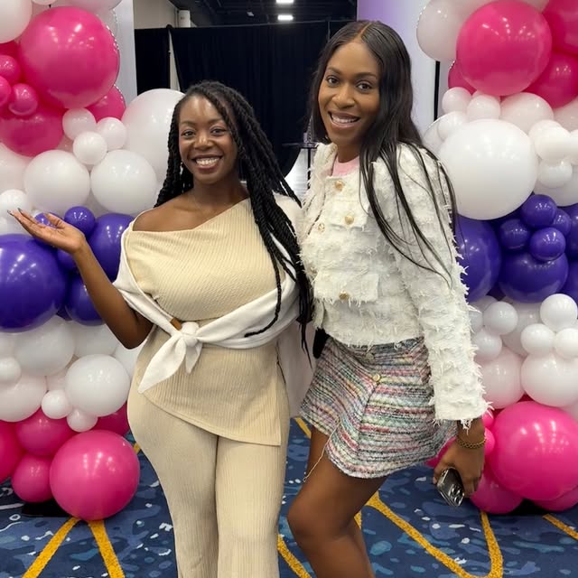 Went to the @aspiretour and honestly… it was such a good reminder of how important it is to get in the room!🔥

I heard from folks like @garyvee @kevinolearytv and @wolfofwallst.

I even bumped into @renelacad and @thearielpryor two people I really admire and whose content has truly inspired me. It was such a full circle moment 🖤

Also, if you happen to be a shy girl like me, bring a friend! It makes networking so much easier when you’re not doing it alone. I brought my partner in crime Simone @sasdigitalmarket and we had the best time meeting people, learning, and soaking up the energy✨

Such a great experience all around and I'm happy I went ☺️

If you have any networking advice or best tips for me, drop them below 👇