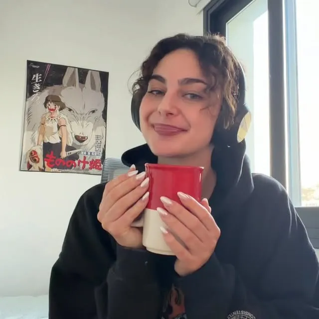 ok so let’s talk about discipline real quick bc i think we’ve all been lied to about what it actually means…

most of us think discipline = waking up at 5am or grinding until you collapse or self-punishment

but here’s what i believe it actually is: keeping your word to yourself

every time you say “i’ll do the thing” and then don’t, you’re teaching yourself that your word means nothing. your self-trust erodes bit by bit until you can’t even rely on yourself anymore

we’re all out here waiting for motivation like it’s a bus that’s definitely coming. scrolling for inspiration, waiting for the “right mood,” telling ourselves “tomorrow i’ll feel like it”
except feelings are wildly unreliable. they depend on sleep, stress, hormones, whether you fought with your partner last night

now, what actually works is ✨doing the thing bc you said you would, regardless of how you feel in that moment ✨ 

and that action then creates the motivation you were waiting for all along!

here’s how to practice self-trust and therefore discipline:
💖 pick ONE tiny thing (not ten)
💖 make it so small it feels almost silly (examples below)
💖 do it every time you said you would
💖 after one week of showing up, make it juuuust a bit bigger for the following week. 

🧚‍♀️ examples:
not “journal for 30 min” → write one sentence
not “work out an hour” → do 5 min of movement
not “read a book a week” → read one page

the size doesn’t matter!! keeping the promise matters.

bc every kept promise = evidence you can trust yourself

I know starting small is annoying; but soon you’ll see how these small wins compound in ways you can’t even seeee yet 🙇‍♀️

so: what’s one small thing you’re gonna keep your word on today?

📒 if you want structured exercises for building discipline and developing self-trust, my workbook the stoic girl starter pack has an entire module on daily practices with habit-building tools (as well as an in-depth worksheet for today’s practice). 

comment “secret” and I’ll send you the details! 🧸🤎

🏷️ building discipline , productivity hacks , #discipline #selﬁmprovement #motivation #mindsetshift #thatgirlenergy