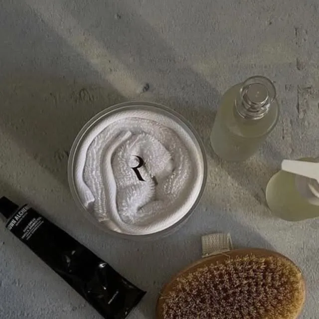 7 things I would to do physically and internally glow up in as little as 30 days 🤍✨

#glowuptips #glowupchallenge #healthyhabitsforlife #healthylivingtips #glowups #gratefulmindset