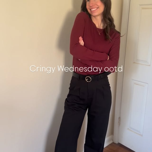 Wednesday’s video was so cringy it was cut to 4 seconds and even these 4 second are cringe… 

We will be back to our regularly programmed realistic cozy ootd’s tomorrow. Sorry for this one friends! 😂