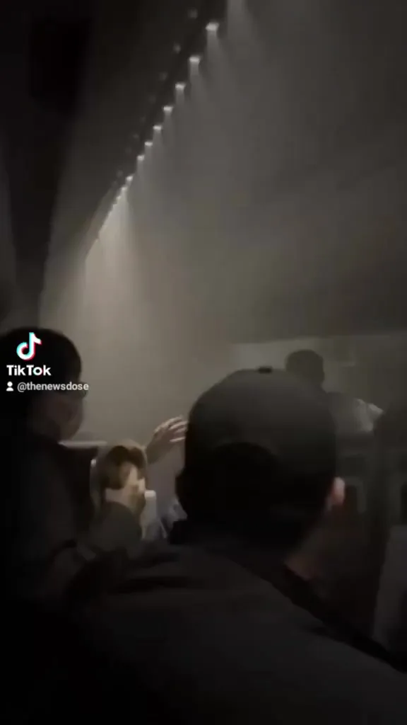 Japan Airplane Landing Explosion #japan #airplane #planecrashes #news #viralvideo