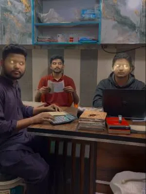 Kuch cheezein sirf boys samajh sakte hain... 💀 #fyp #viral #desicomedy #bosslife #shoplife #comedy #funny #relatable