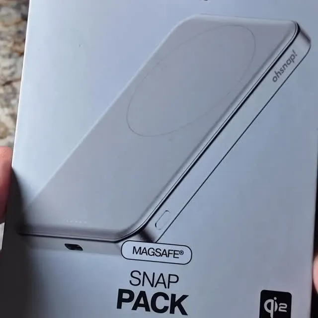 Power when you need it, without the bulk. 🔋 The OHSNAP Snap Pack packs 5000mAh of magnetic charging power into an ultra-thin, effortless design that snaps on instantly and keeps you moving all day. Small enough to forget it’s there, powerful enough to keep you connected.

#OHSNAp #snappack #magneticcharger #portablepower #techaccessories