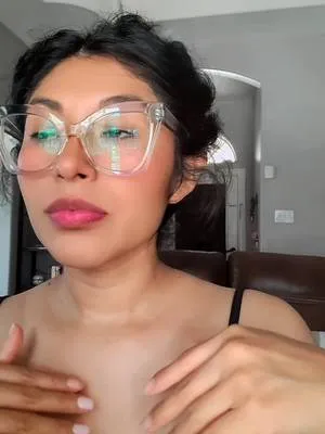 This is your "I didn't try" but I still look good combo 🥰😇#fypシ゚viral #ugc #tiktokshop #beauty #newaccount
