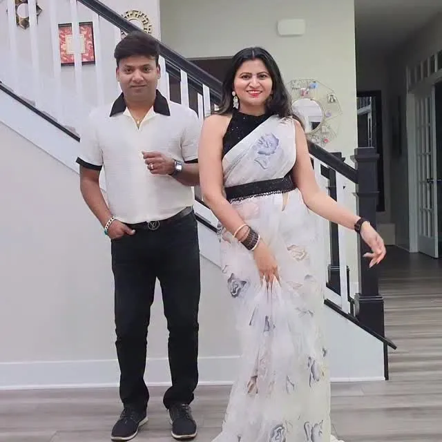 Easy dance steps for couples...#nagarjunaakkineni #coupledance #easysteps #atlantatelugucouple #atlantasareeinfluencer @mmkeeravaani @meenasagar16